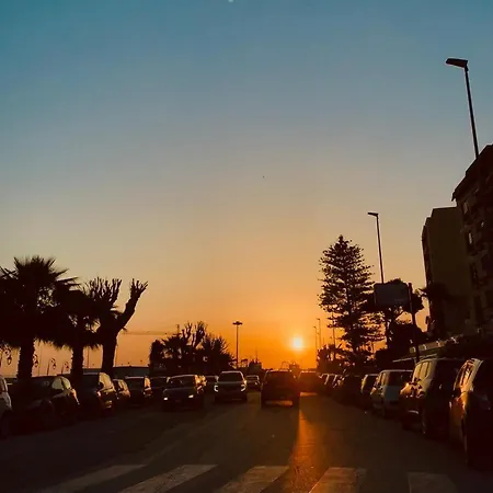 Il Mare In Stanza.. مازارا ديل فالو